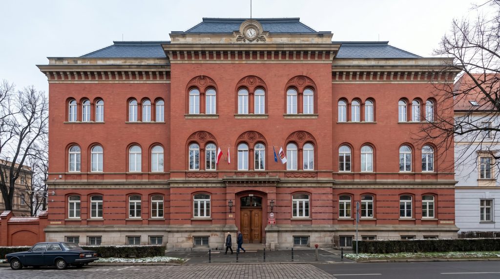 Sąd Okręgowy w Jeleniej Górze usuwa WIBOR z umowy – precedensowy wyrok I C 383/24